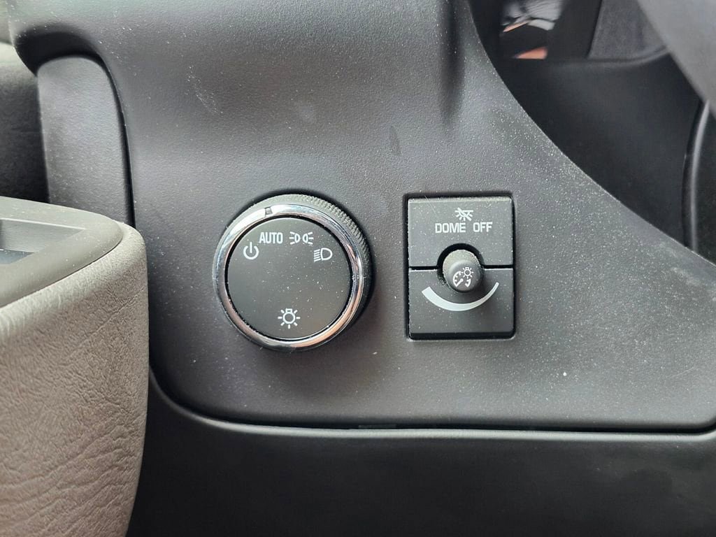 Used 2022 Chevrolet Express 3500 w/ Power Convenience Package RWD image 14