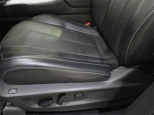 Used 2022 INFINITI QX60 Sensory w/ Cargo Package image 29