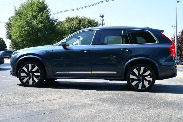 Certified 2024 Volvo XC90 T8 Plus w/ Protection Package Premier AWD/4WD image 4