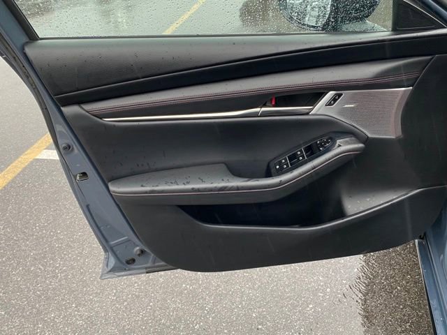 Used 2023 MAZDA MAZDA3 s image 10