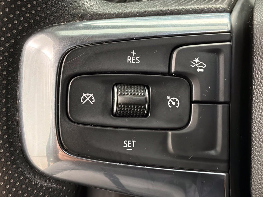 Used 2023 Chevrolet Blazer LT AWD/4WD image 15