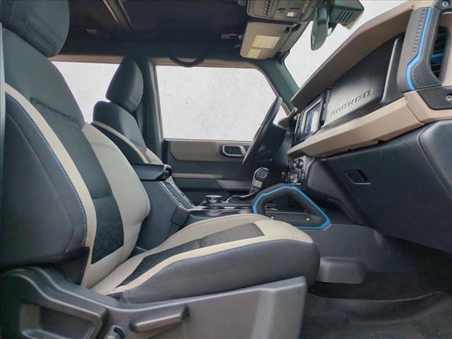 Used 2022 Ford Bronco Wildtrak image 16