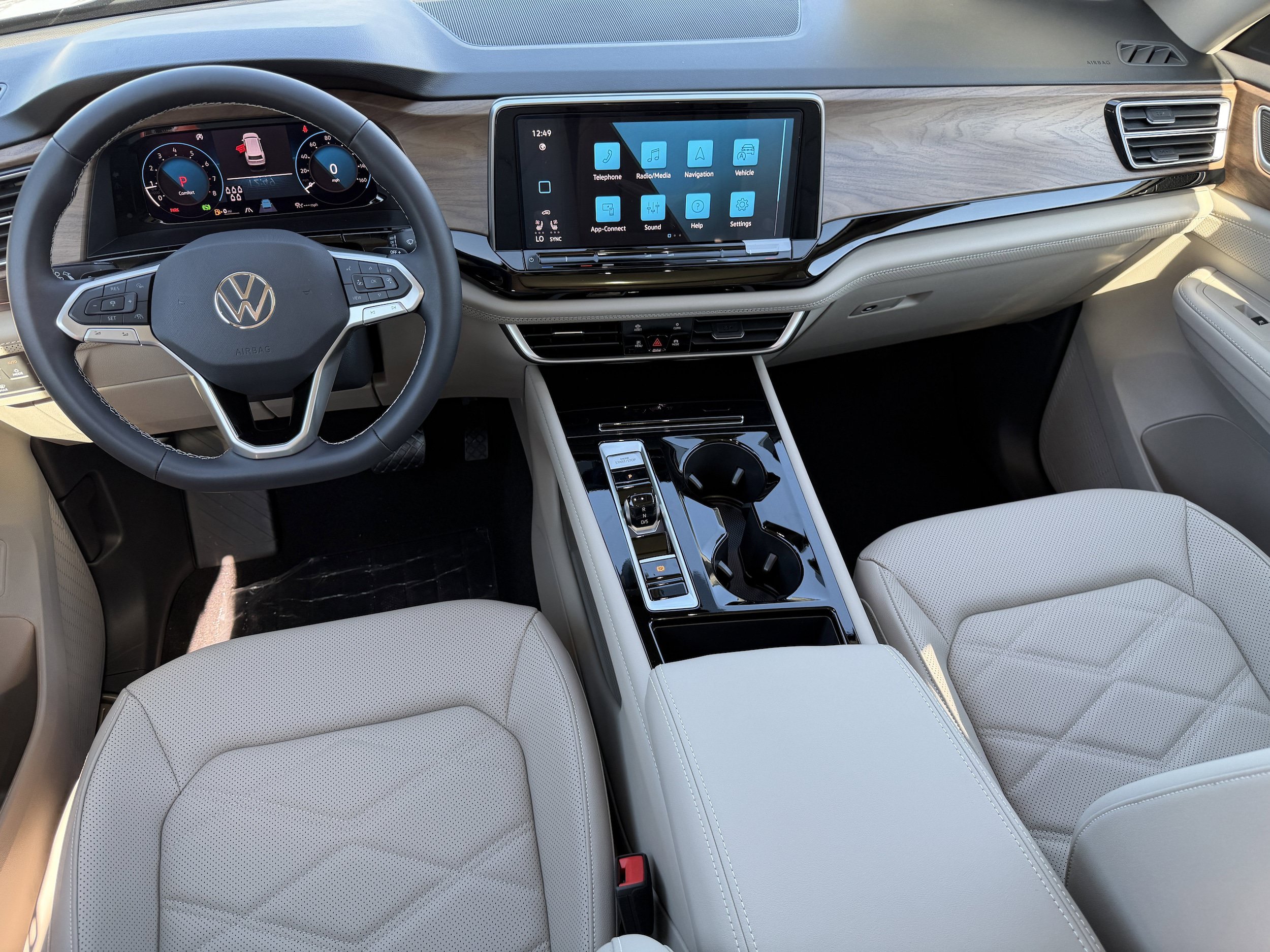 New 2026 Volkswagen Atlas SE AWD/4WD image 11