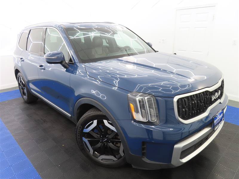 Used 2023 Kia Telluride EX AWD/4WD image 5