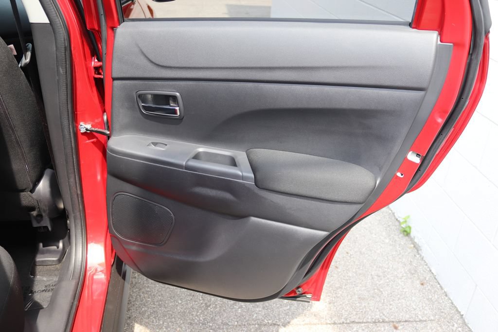 Used 2017 Mitsubishi Outlander Sport LE AWD/4WD image 8