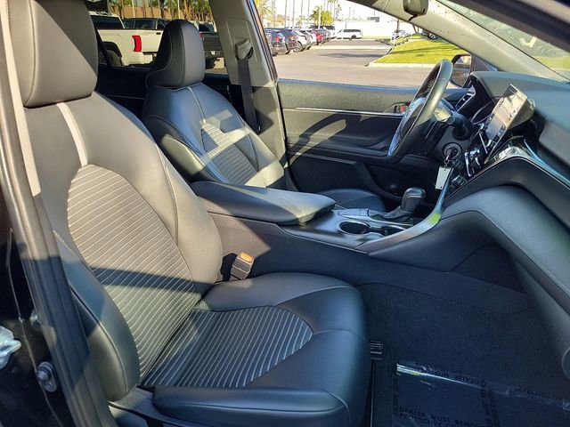 Used 2023 Toyota Camry SE image 21