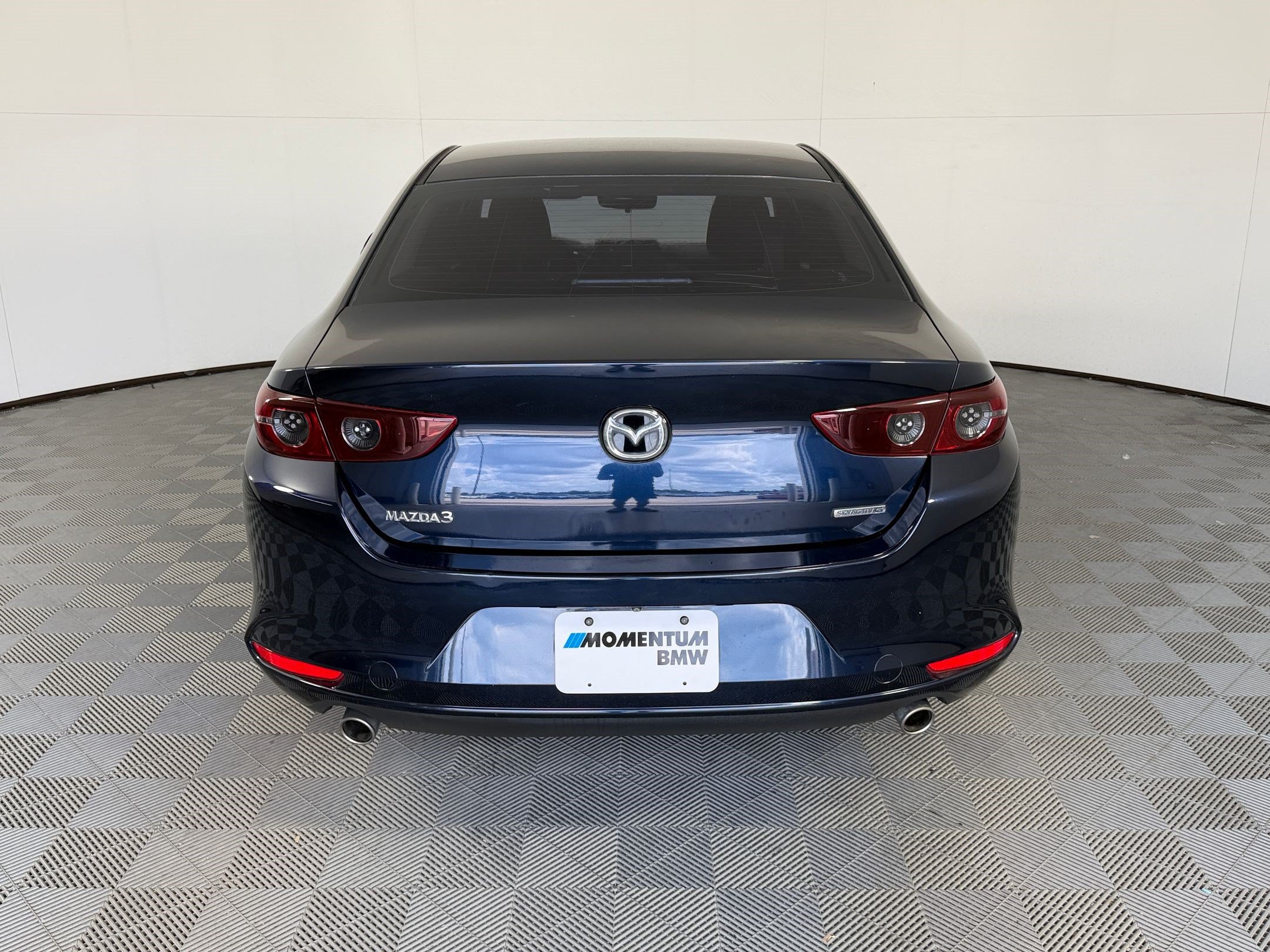 Used 2020 MAZDA MAZDA3 Sedan FWD image 10