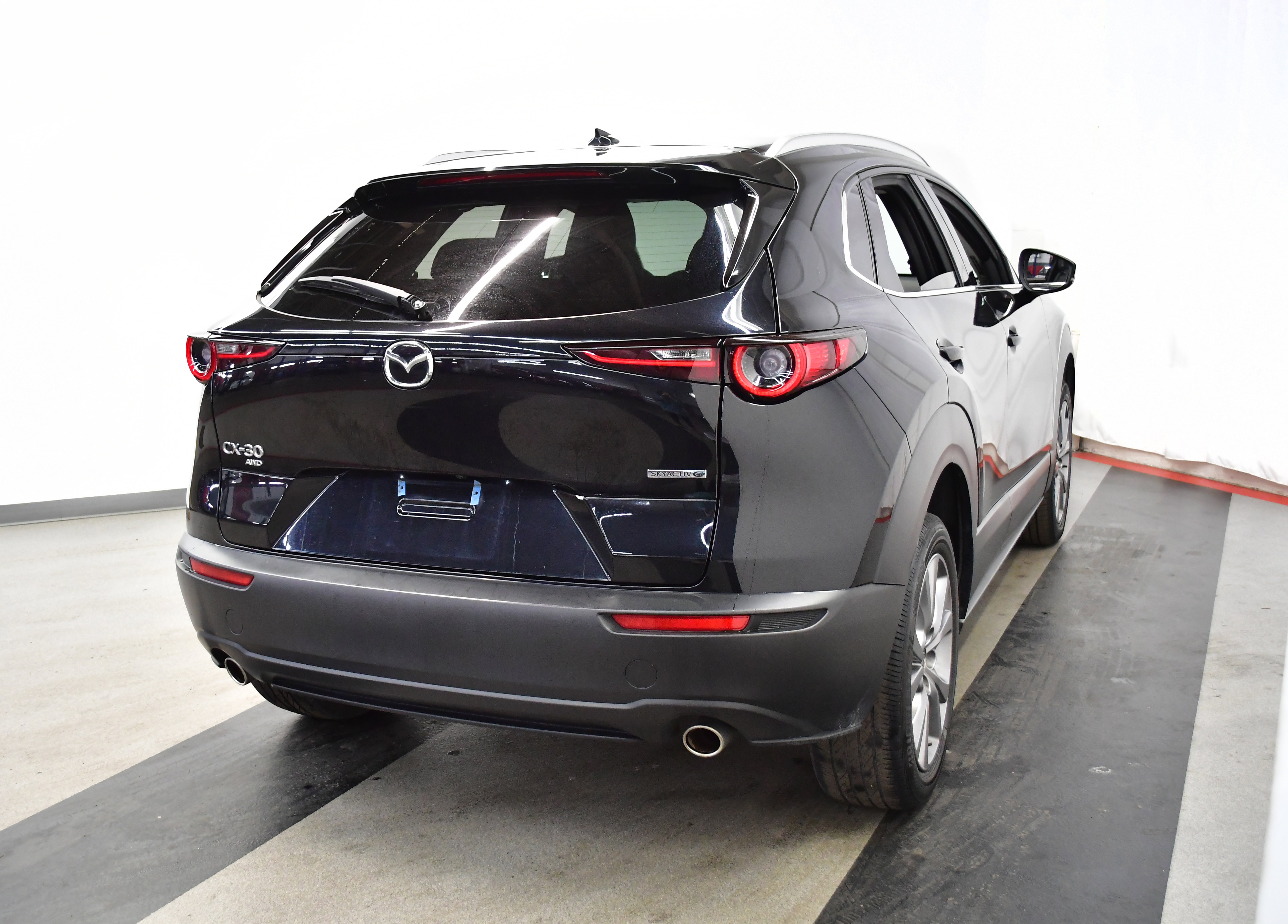 Used 2024 MAZDA CX-30 AWD 2.5 S w/ Premium Package image 8