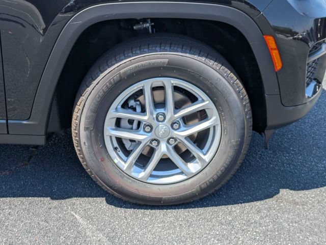 New 2026 Jeep Grand Cherokee Laredo X RWD image 11