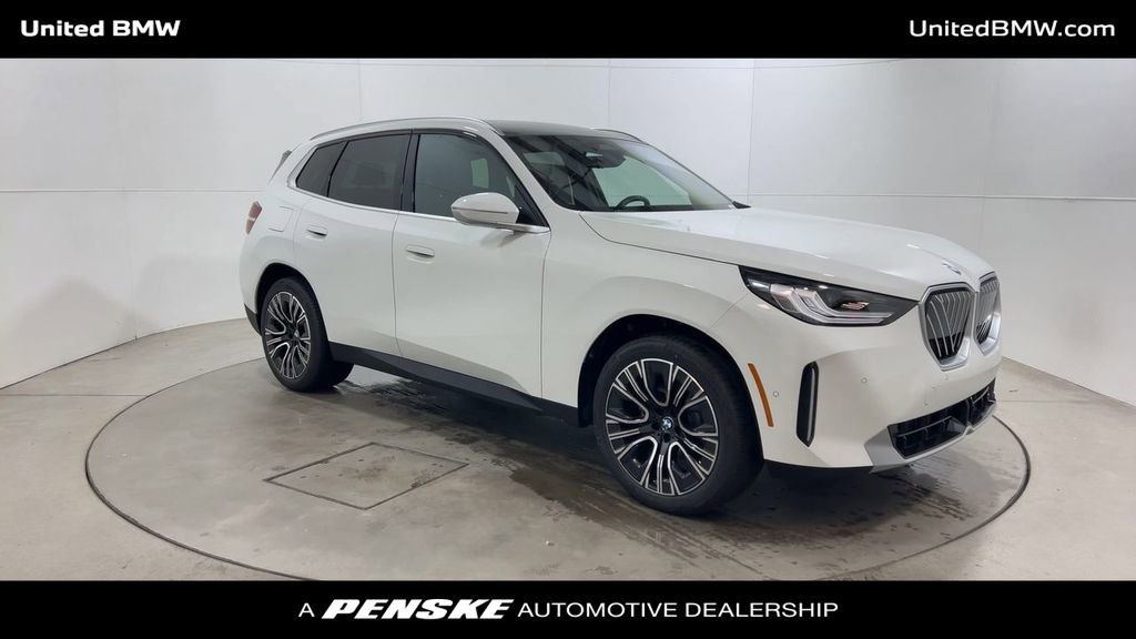 Used 2025 BMW X3 xDrive30i w/ Convenience Package AWD/4WD image 2