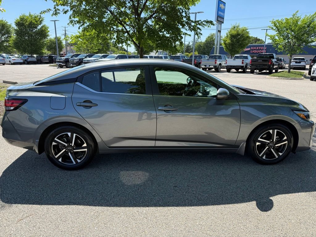 Used 2024 Nissan Sentra SV FWD image 6