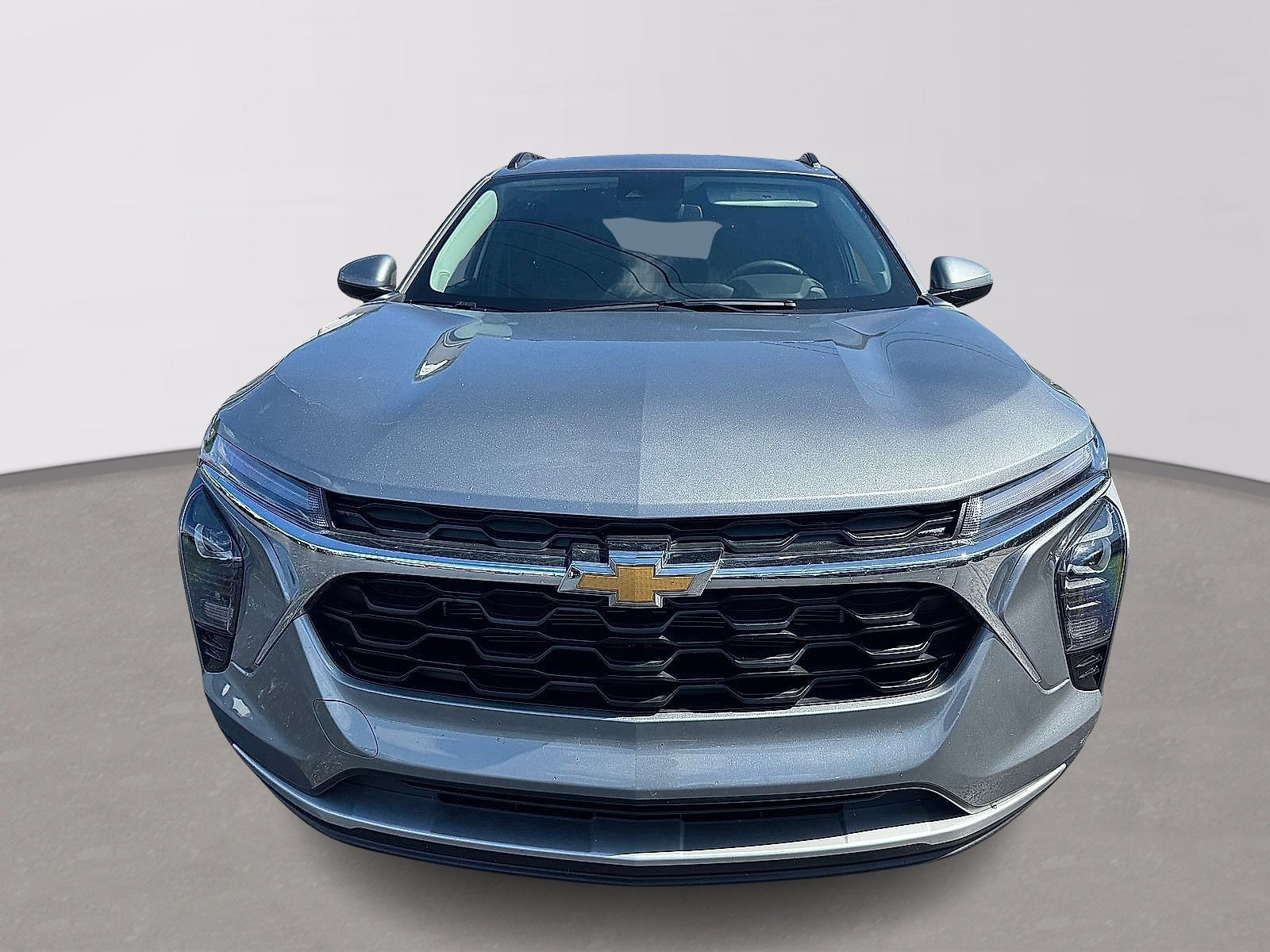 New 2026 Chevrolet Trax LT w/ Driver Confidence Package FWD image 2