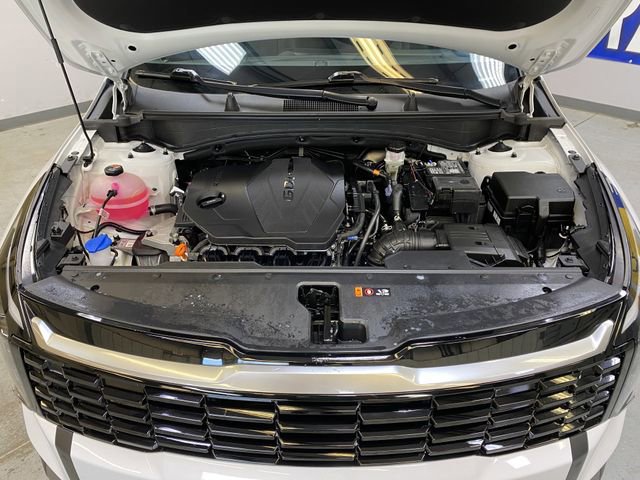 Used 2026 Kia Sportage EX image 9