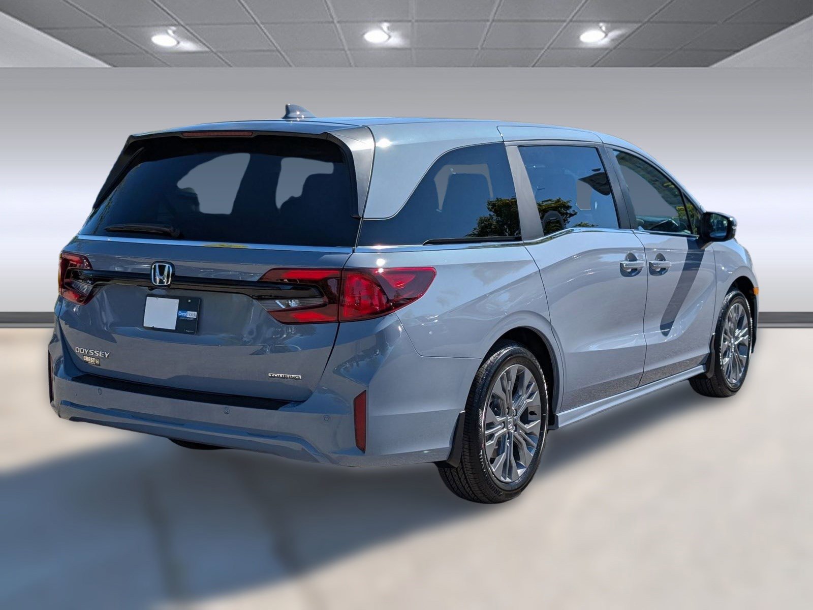 New 2026 Honda Odyssey Touring image 9