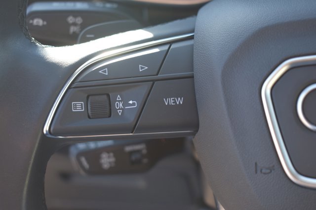 Used 2024 Audi Q3 2.0T Premium Plus image 23