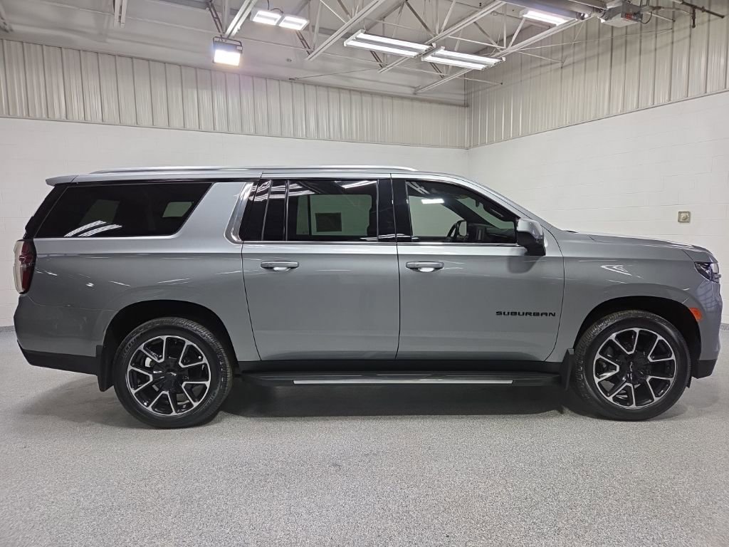 Used 2023 Chevrolet Suburban LS AWD/4WD image 8