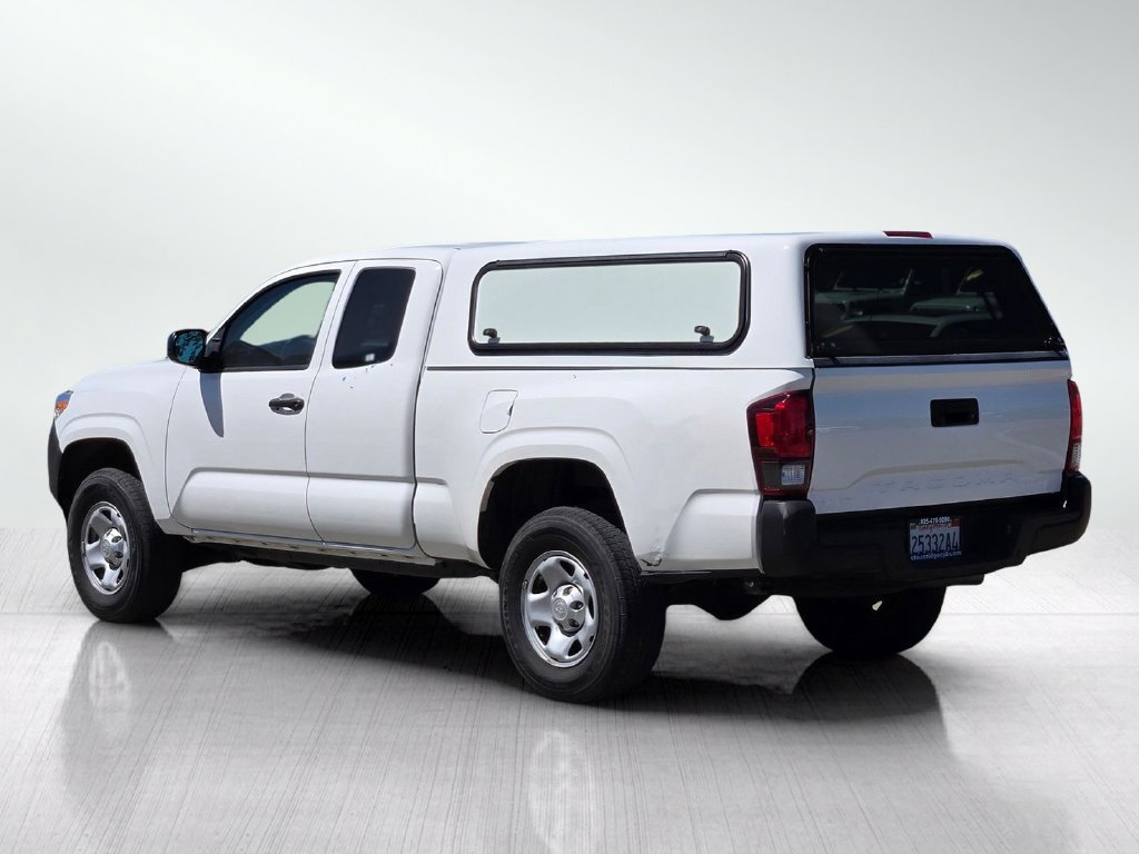 Used 2023 Toyota Tacoma SR RWD image 8