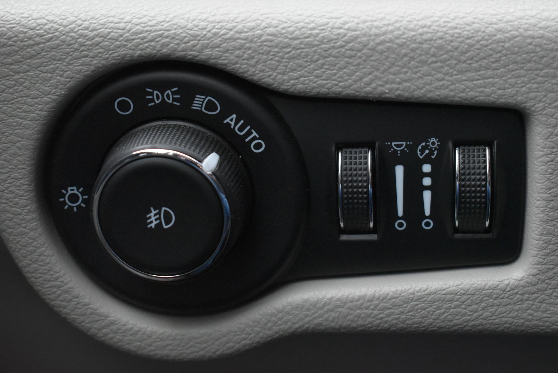 Used 2023 Chrysler Pacifica Touring-L FWD image 20