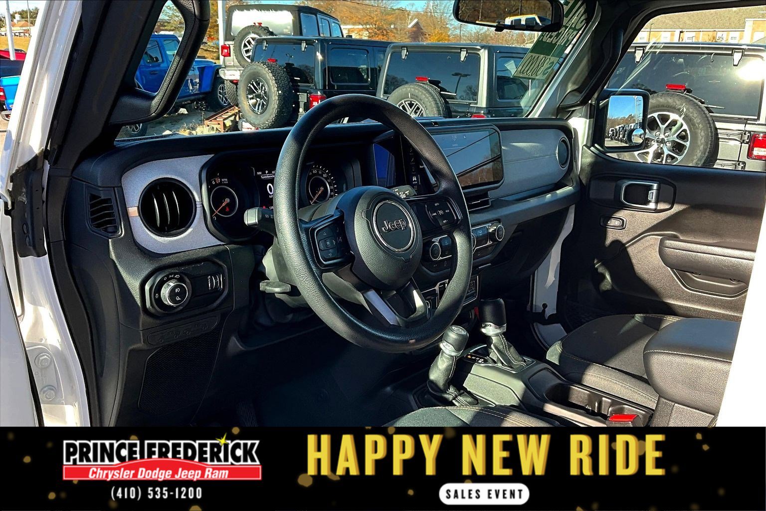 Used 2024 Jeep Gladiator Sport image 11