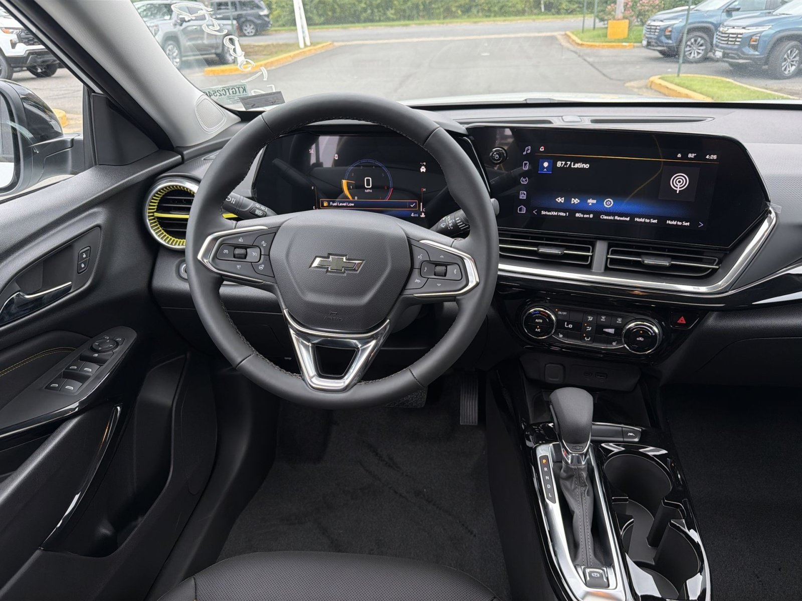 New 2026 Chevrolet Trax ACTIV w/ Sunroof Package FWD image 16