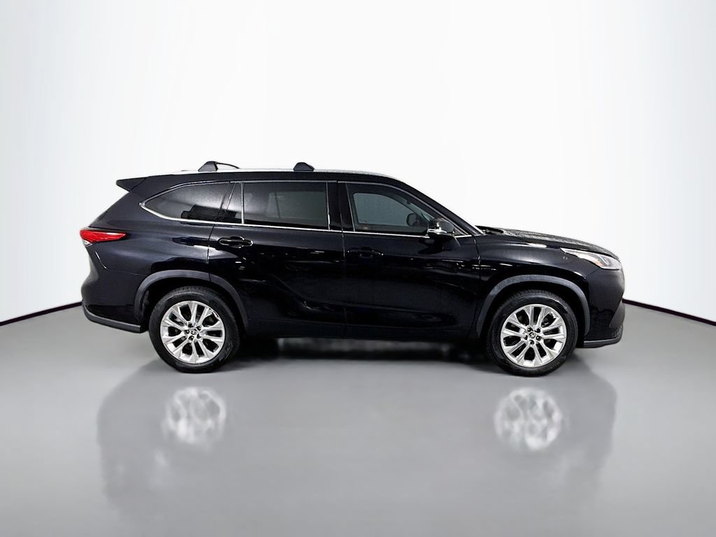 Used 2020 Toyota Highlander Limited FWD image 4