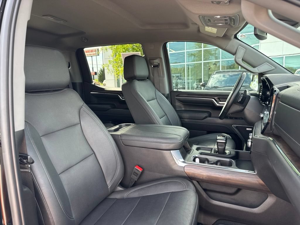 Used 2024 GMC Sierra 1500 SLT w/ SLT Premium Package AWD/4WD image 15
