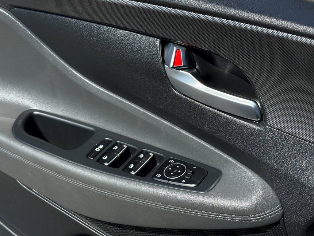 Used 2023 Hyundai Santa Fe SEL image 32
