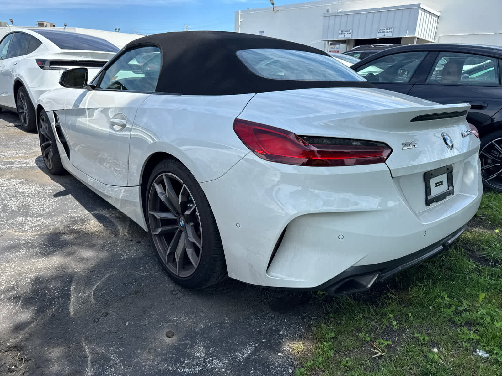 Used 2025 BMW Z4 M40i w/ Premium Package RWD image 4