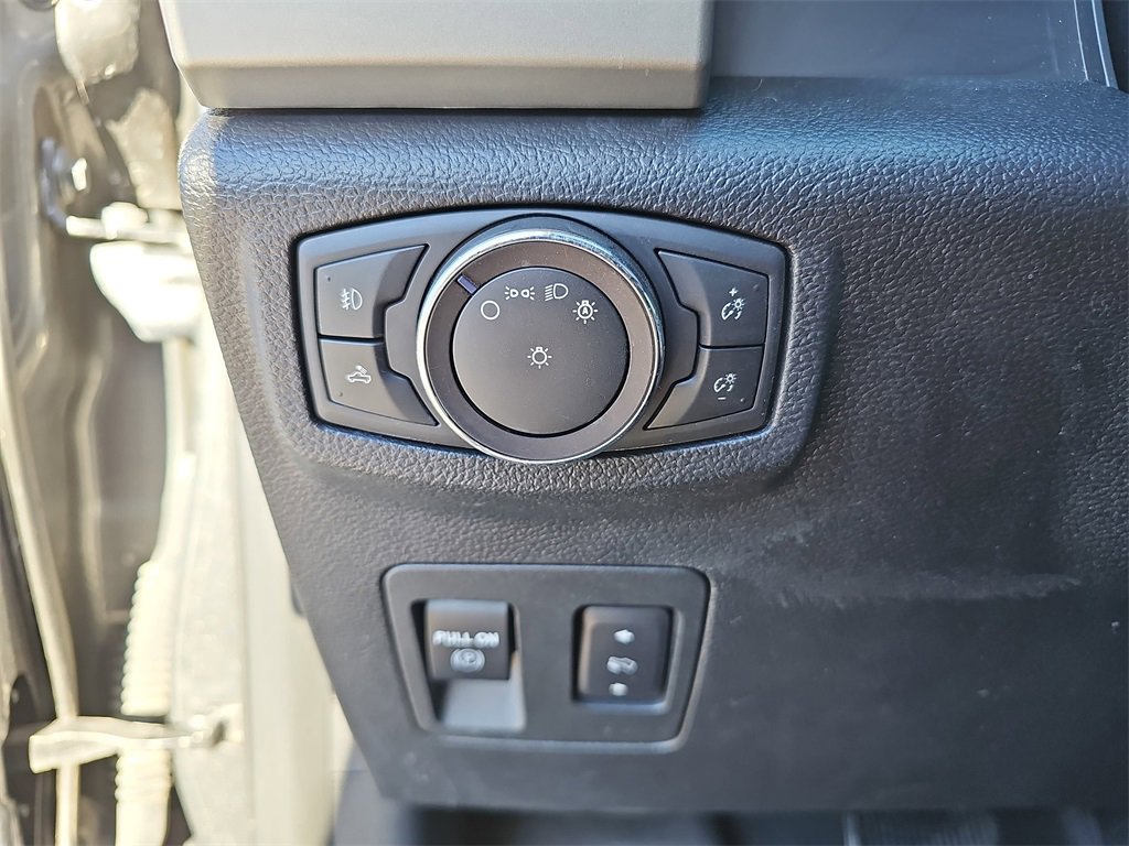 Used 2019 Ford F150 Lariat image 25