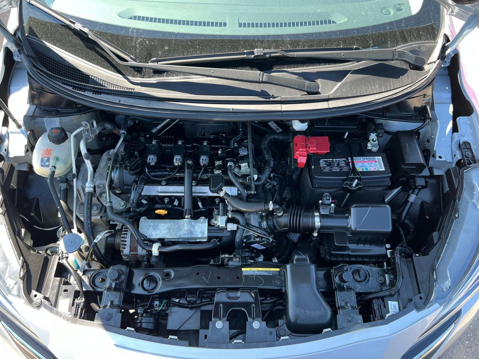 Used 2025 Nissan Versa SV FWD image 30