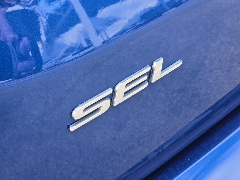 Used 2024 Ford Edge SEL AWD/4WD image 12