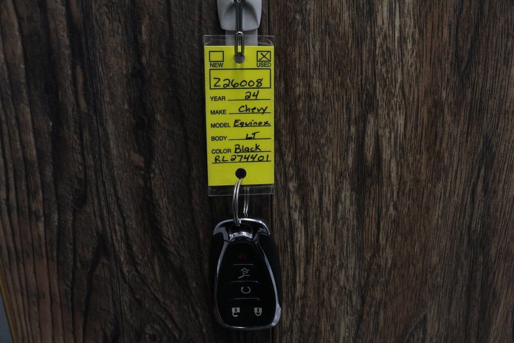 Used 2024 Chevrolet Equinox LT image 30