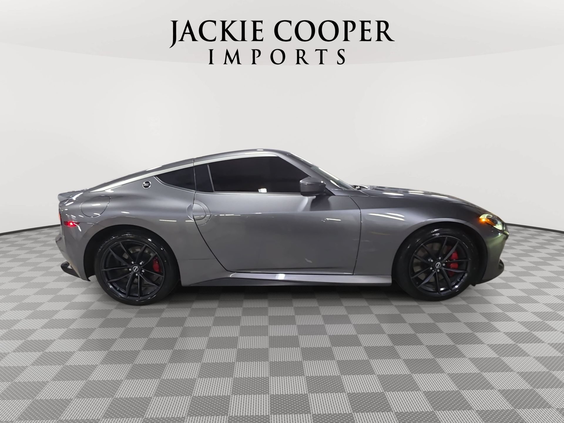 Used 2024 Nissan Z Performance w/ Floor Mat Package RWD image 4