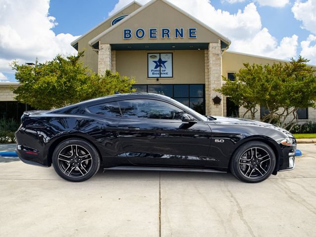 Used 2022 Ford Mustang GT Premium RWD image 6