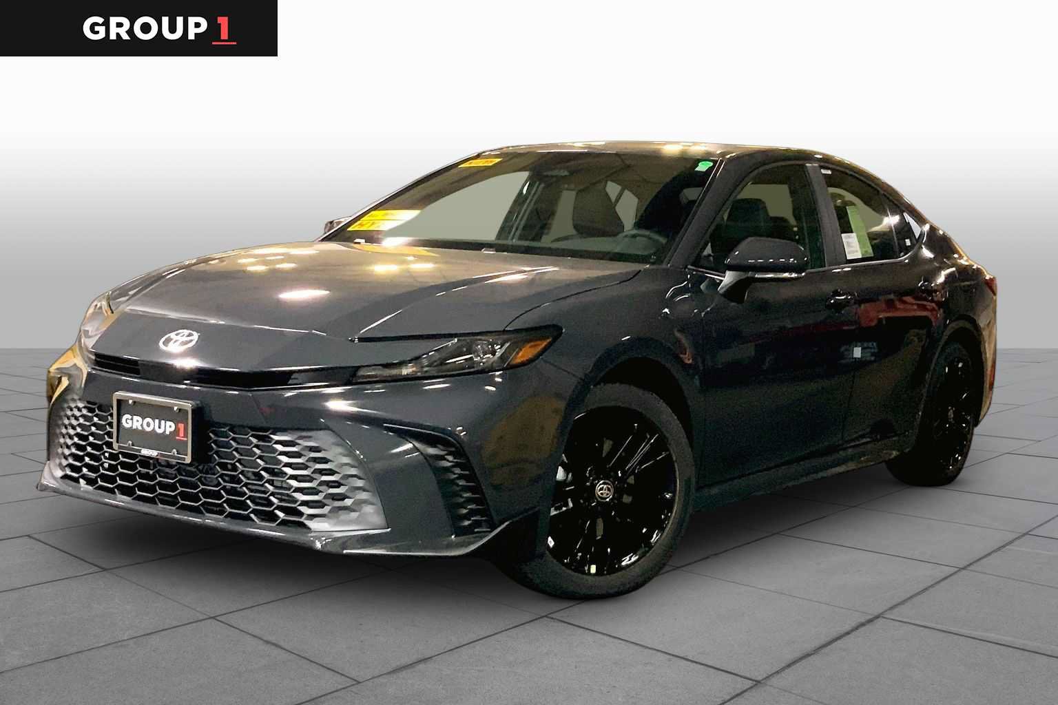 New 2026 Toyota Camry SE w/ Convenience Package