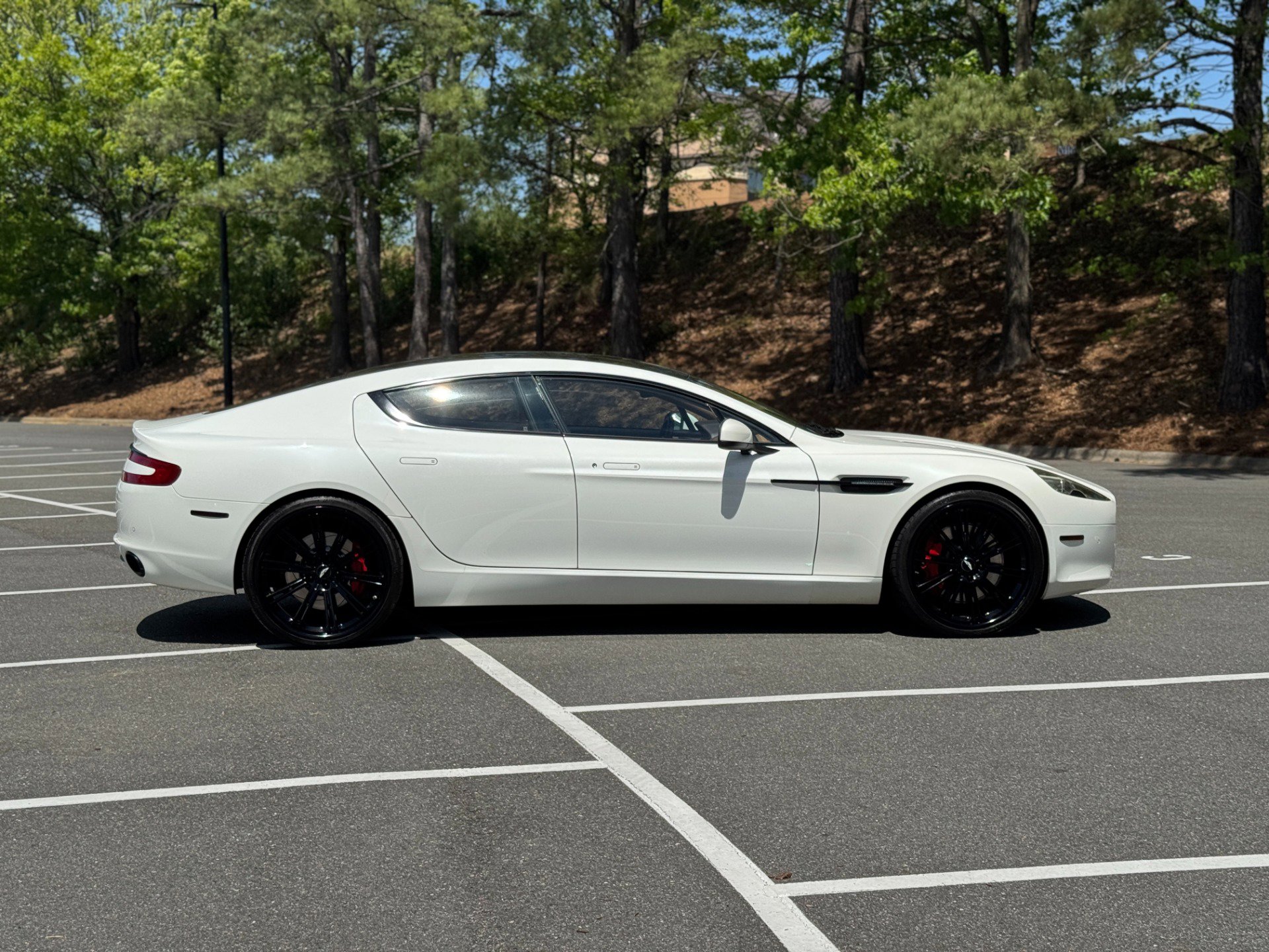 Used 2011 Aston Martin Rapide RWD image 14