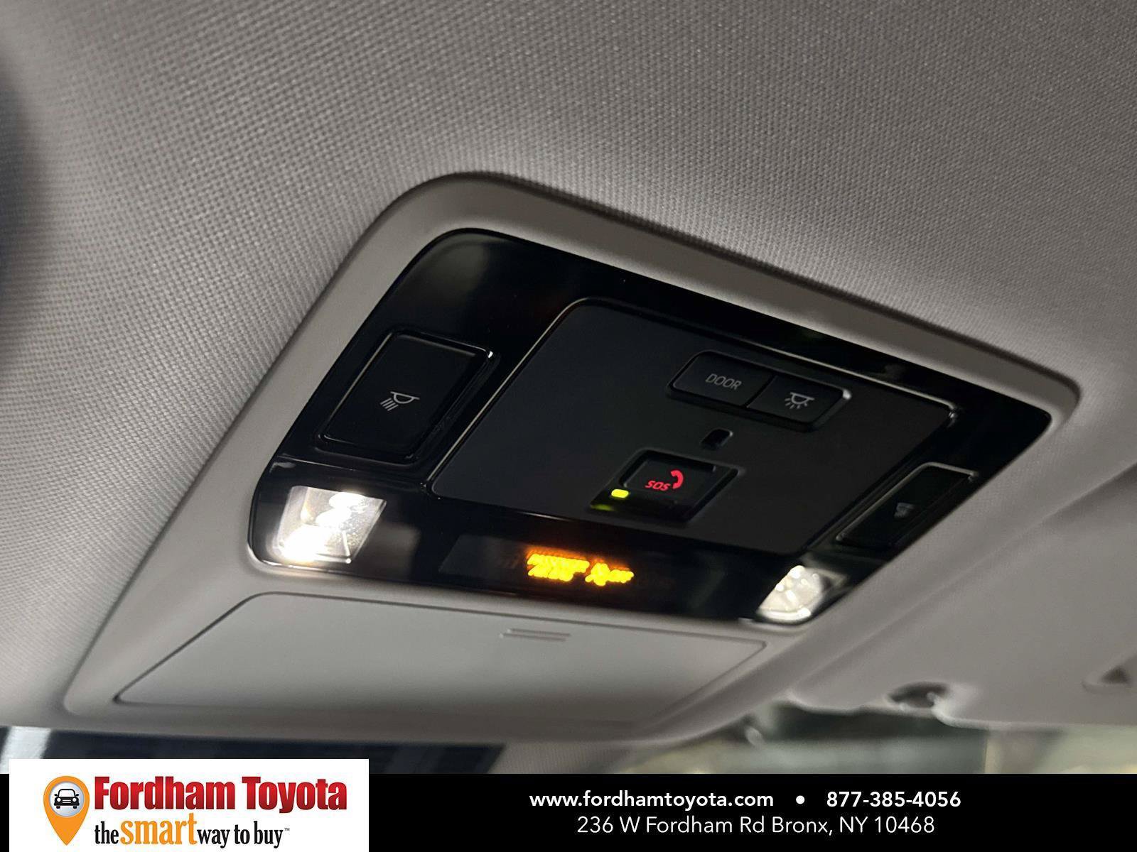 Used 2026 Toyota Grand Highlander AWD image 28