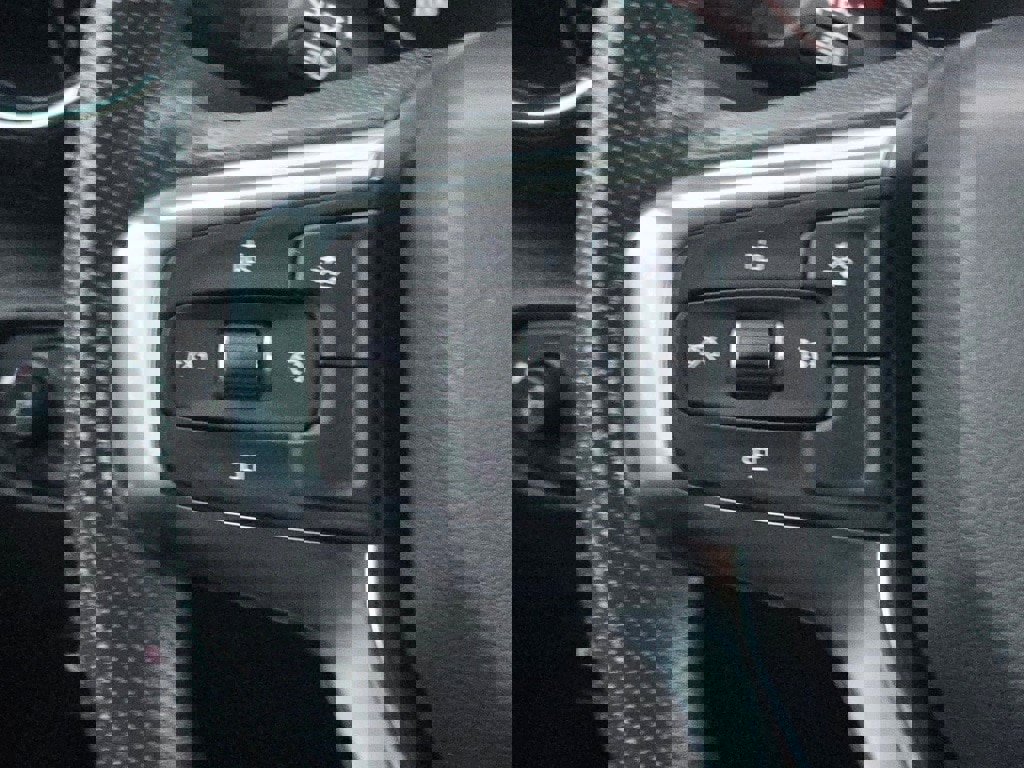 Used 2022 Chevrolet Blazer LT image 19