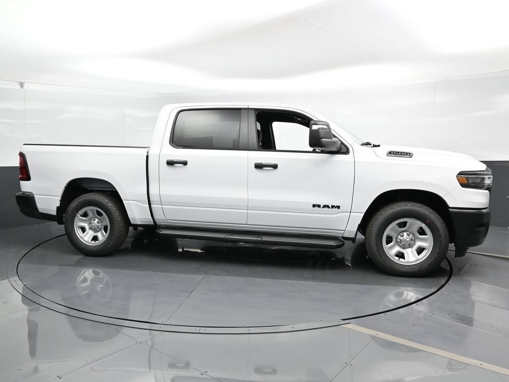 Used 2025 RAM 1500 Tradesman AWD/4WD image 3