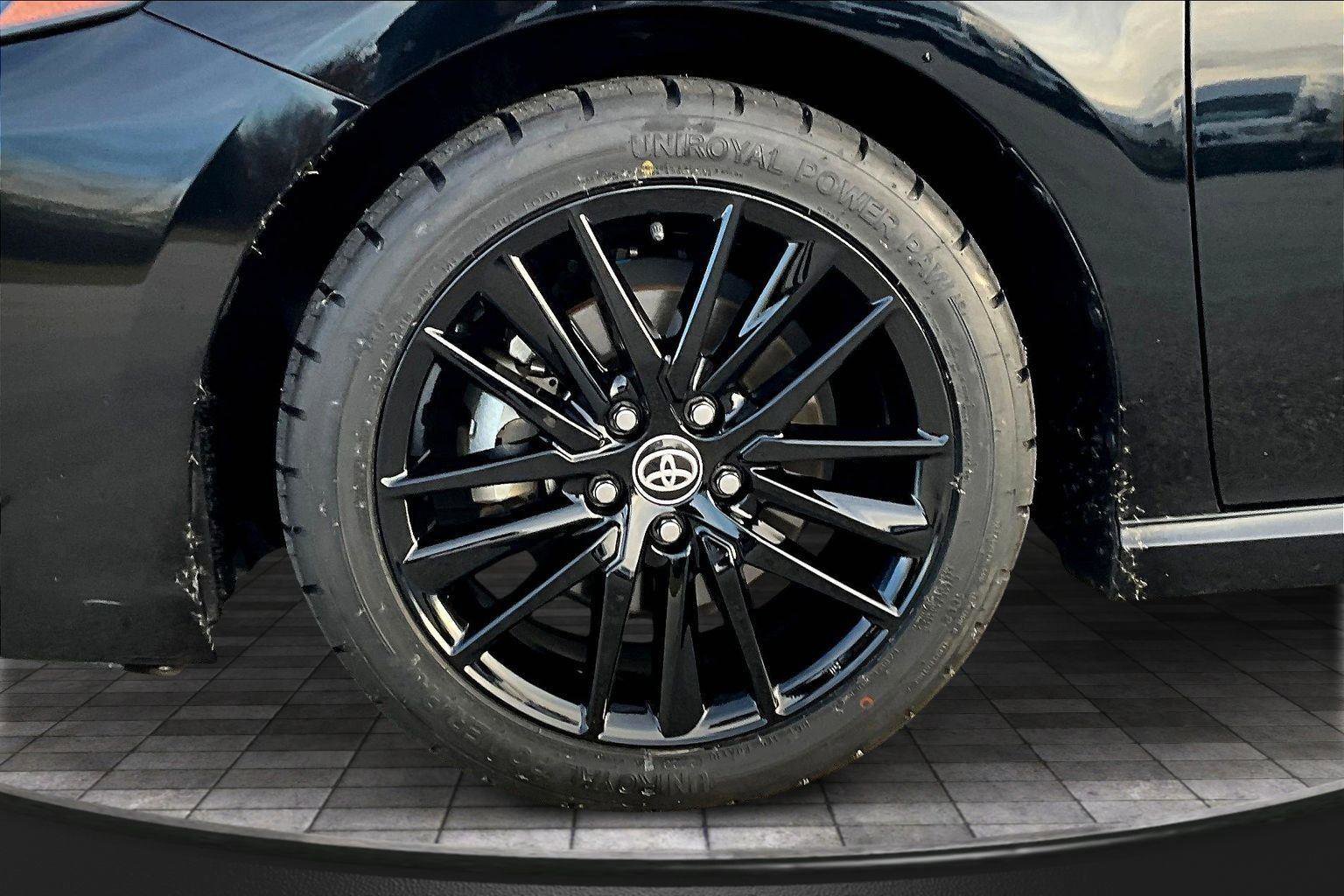 Used 2024 Toyota Camry SE image 24