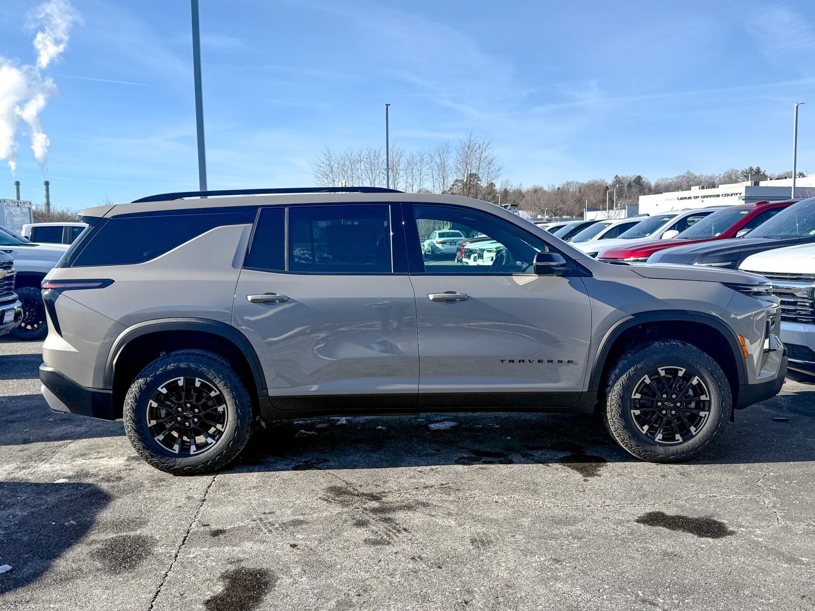 New 2026 Chevrolet Traverse Z71 w/ LPO, Floor Liner Package image 8