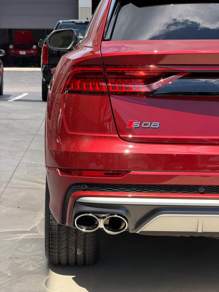 Used 2022 Audi SQ8 Prestige AWD/4WD image 13