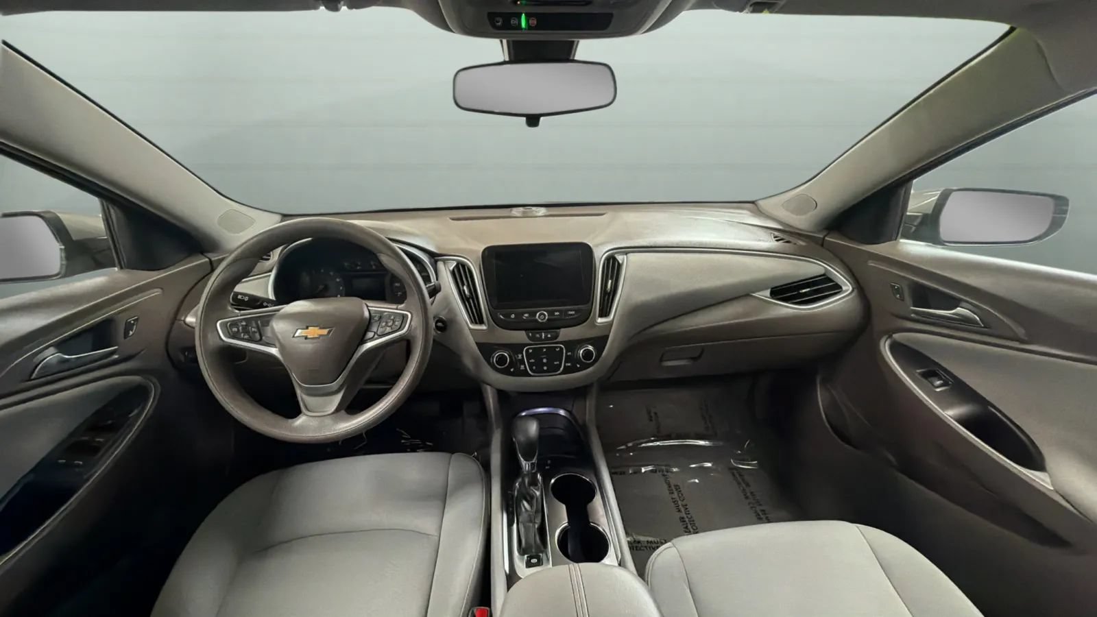 Used 2022 Chevrolet Malibu LT FWD image 9