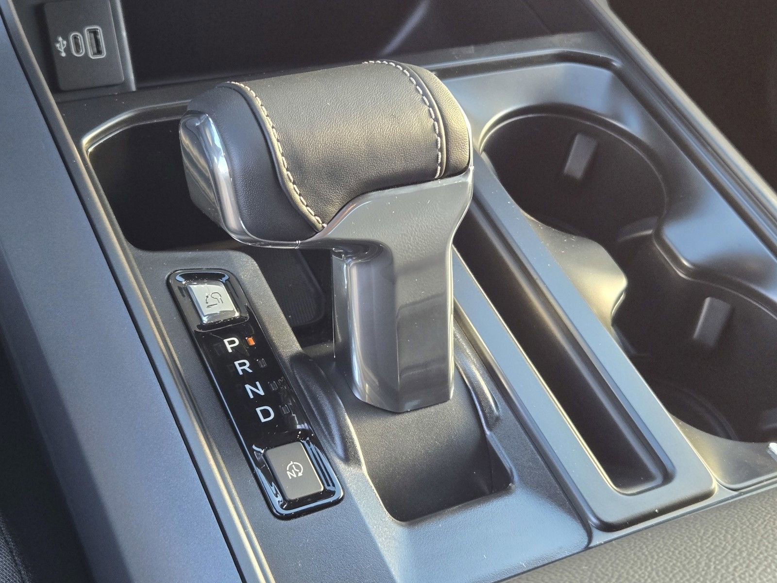 New 2025 Ford F150 Lightning XLT image 11