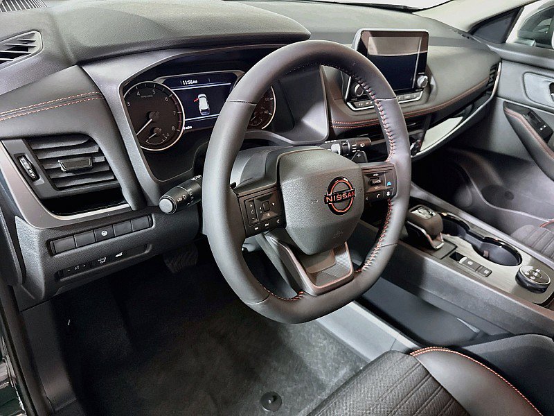 New 2026 Nissan Rogue Platinum AWD/4WD image 9