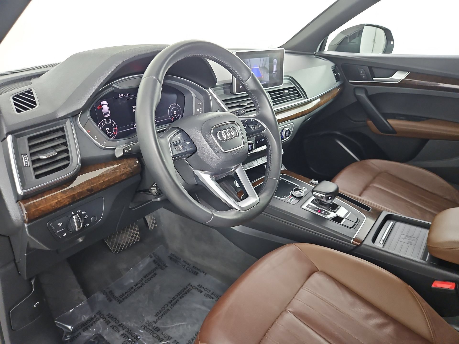 Used 2020 Audi Q5 2.0T Premium Plus w/ Premium Plus Package AWD/4WD image 12