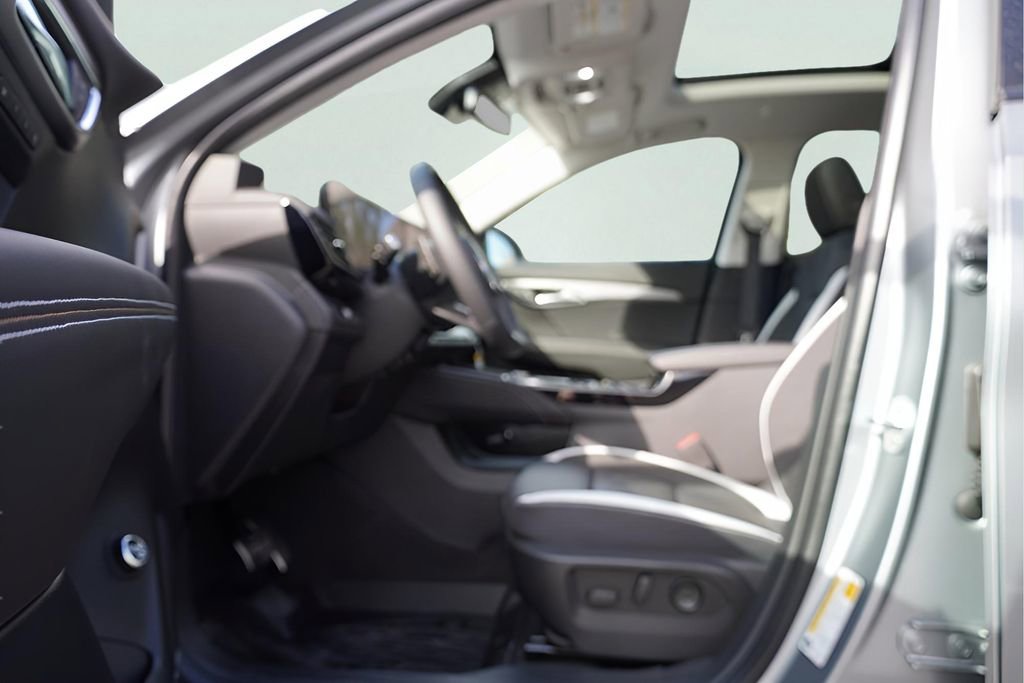 New 2026 Buick Envision Sport Touring image 21