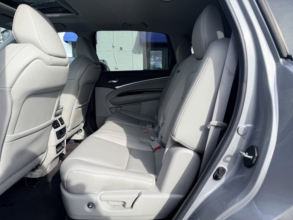 Used 2020 Acura MDX SH-AWD image 13