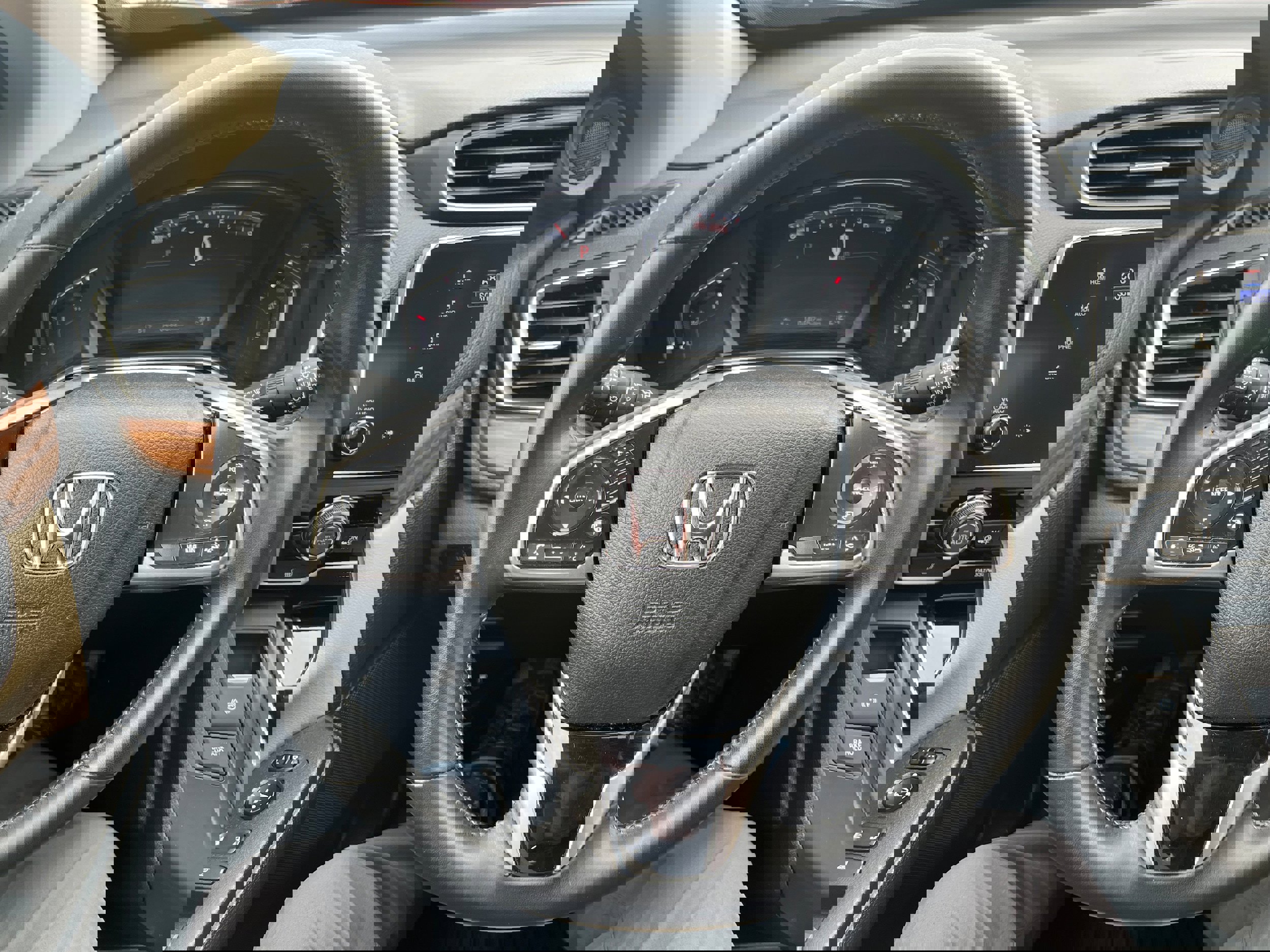 Used 2018 Honda CR-V EX-L image 23