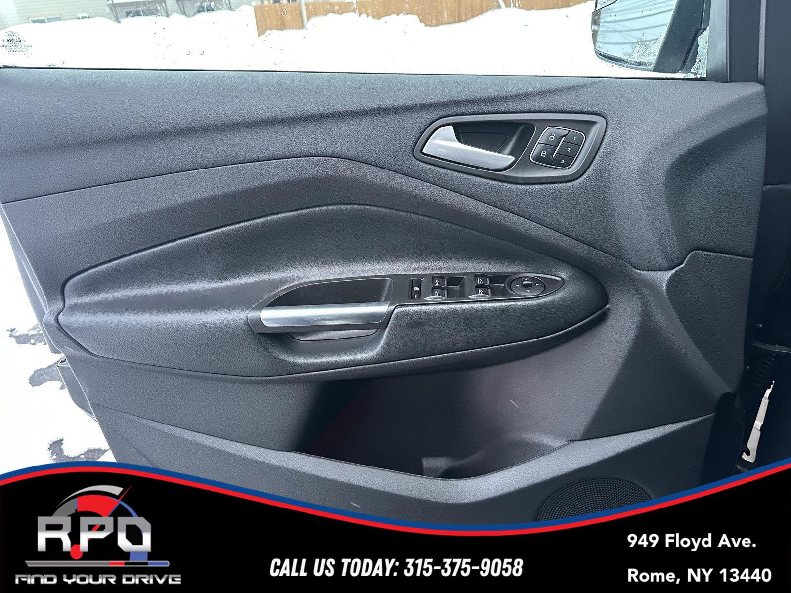 Used 2018 Ford Escape Titanium image 28